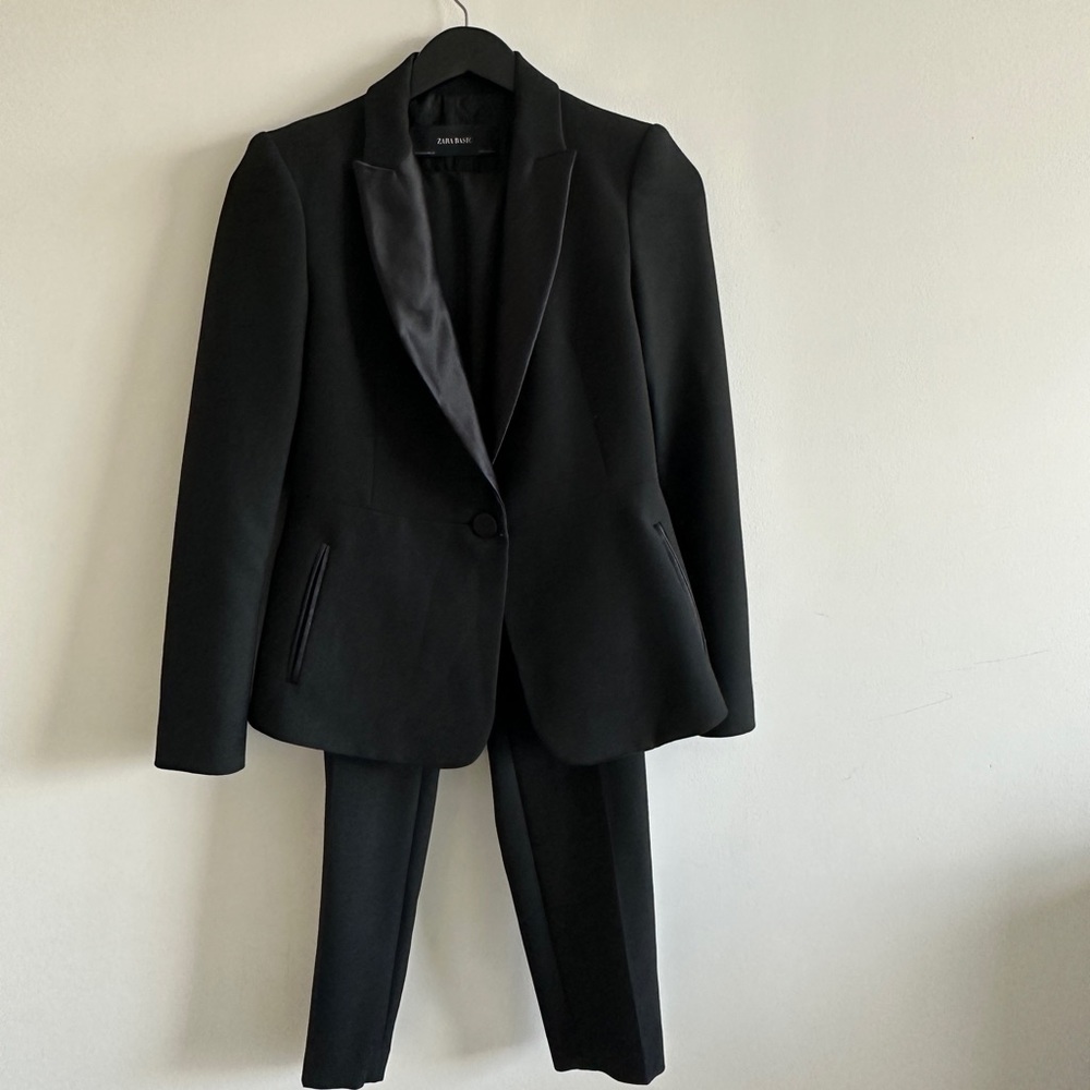 Zara fitted suit